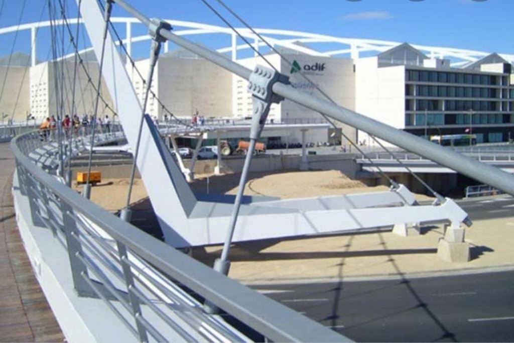 Apartamento Loft Mon Zaragoza Exterior foto